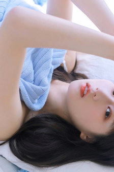 韩国少妇厨房激情做爰的电影